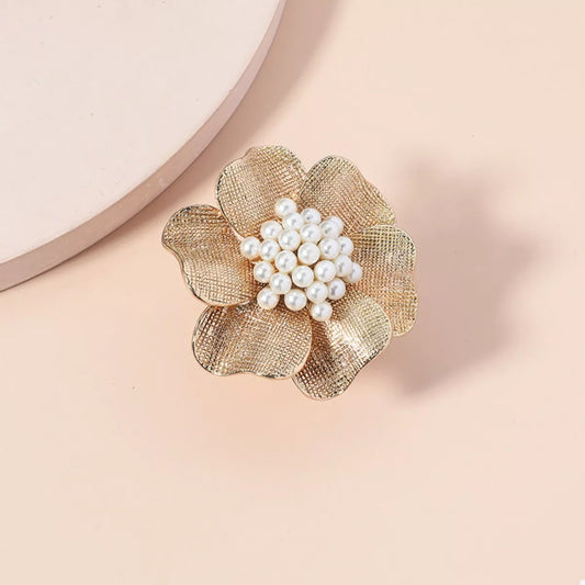 Golden Bloom | 18K Gold-Plated Pearl Flower Ring - Bling Addict