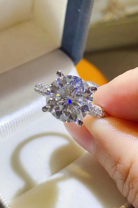 https://www.blingxaddict.com/cdn/shop/files/5-carat-moissanite-925-sterling-silver-ring-silver-jewelry-trendsi-blingxaddict-1.jpg?v=1703842503&width=533